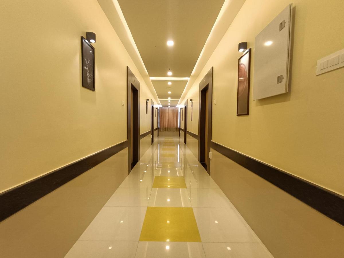 Sri Aswin Grand Hotel Namakkal ภายนอก รูปภาพ